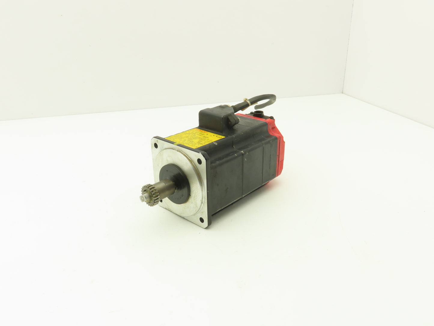 Fanuc AC Servo Motor 5kw 5000 RPM 126V Encoder A860-2014-T301