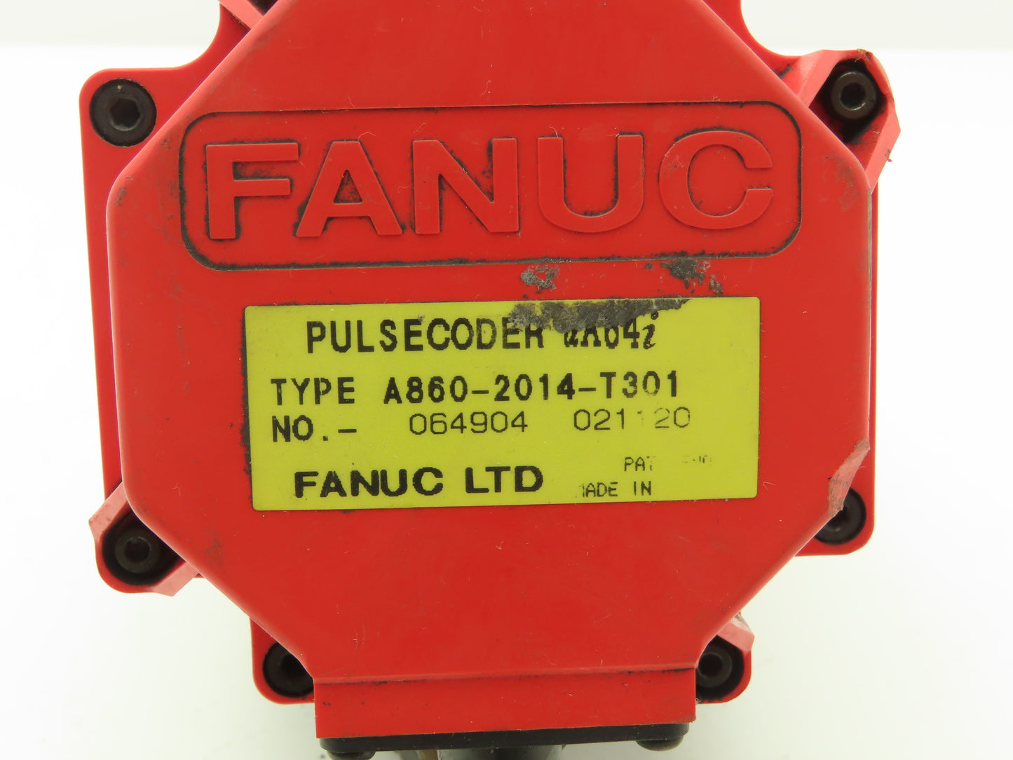 Fanuc AC Servo Motor 5kw 5000 RPM 126V Encoder A860-2014-T301
