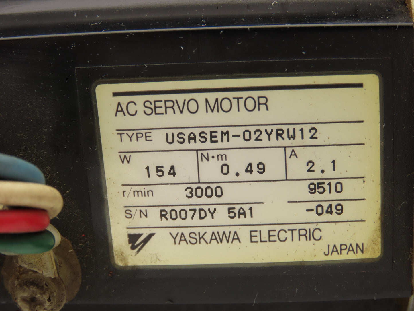 Yaskawa AC Servo Motor 154W 3000rpm 2.1 Amp w/Encoder UTMAH-B12BDYR6