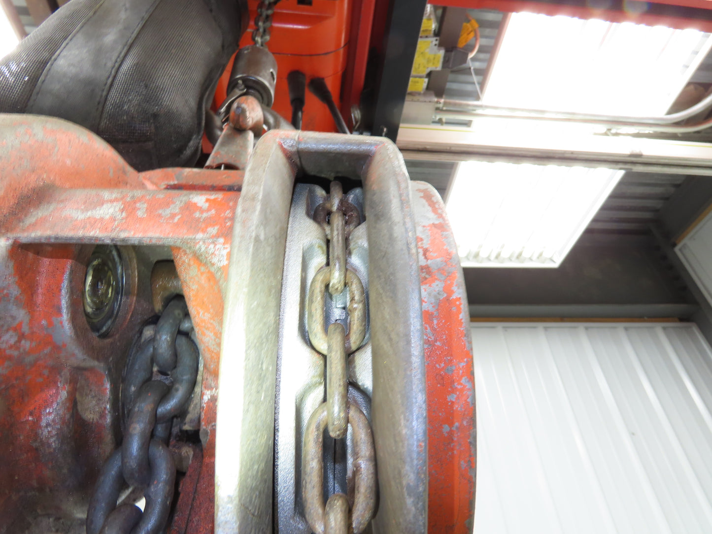 CM Cyclone 1-1/2 Ton 3000Lb Manual Chain Fall Hand Hoist 16' Lift