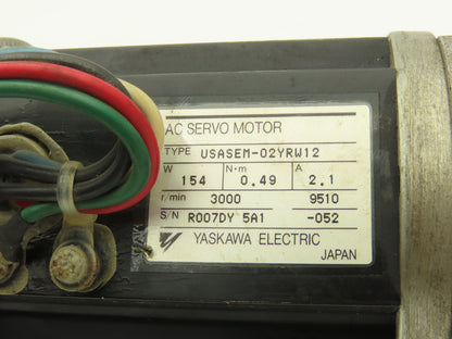 Yaskawa USASEM-02YRW12 AC Servo Motor 154W 3000rpm w/Encoder Right Angle Output