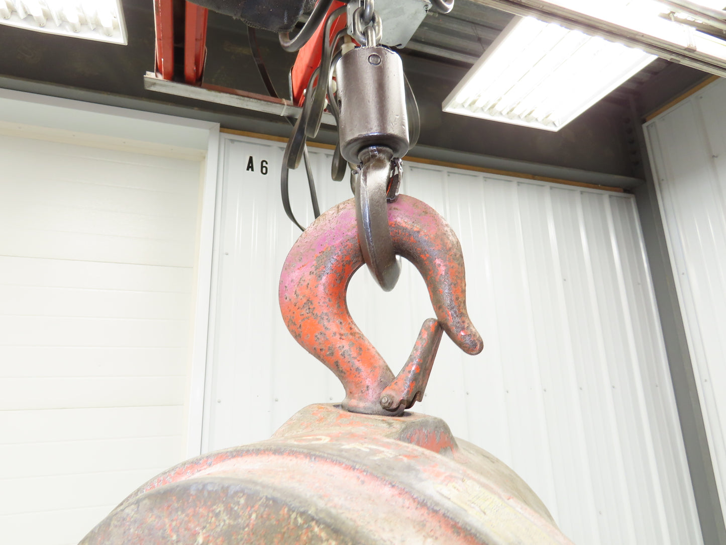 CM Cyclone Series 646 1-1/2 Ton 3000Lb Manual Chain Fall Hand Hoist 20' Lift