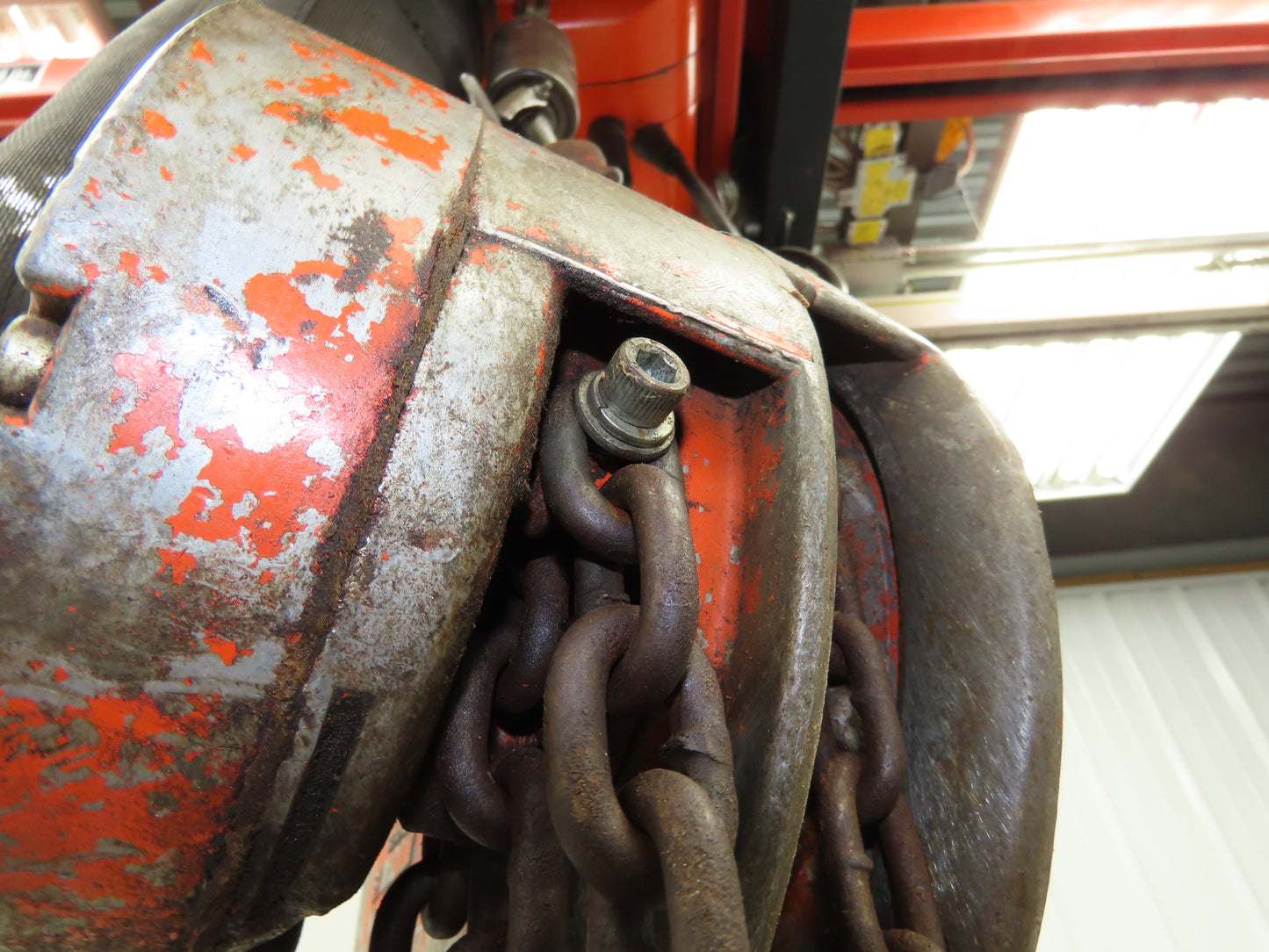 CM Cyclone Series 646 1-1/2 Ton 3000Lb Manual Chain Fall Hand Hoist 8' 6" Lift