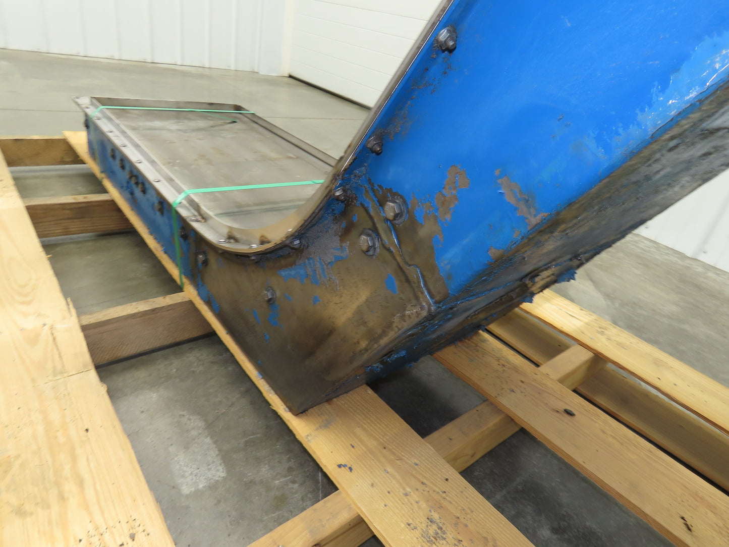 Puritan 16"W x 68"L Magnetic Belt-Free Incline Chip Conveyor 230/460V 3PH