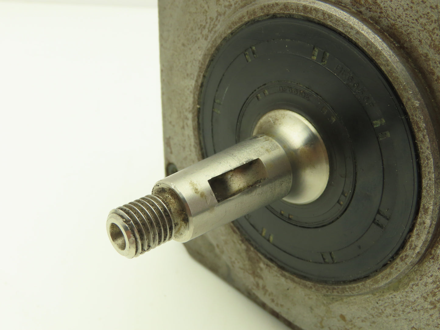 Fanuc AC Servo Motor 1.4kw 3PH 4000 RPM 138V Encoder A860-2014-T301