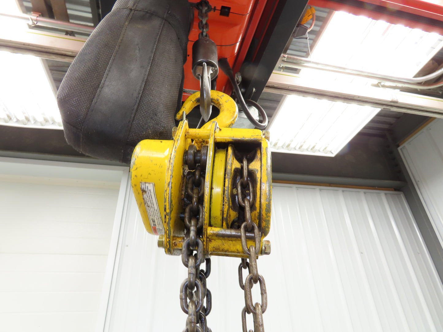 Yale BS 5 1 Ton 2000Lb Manual Chain Fall Hand Hoist 10' Lift