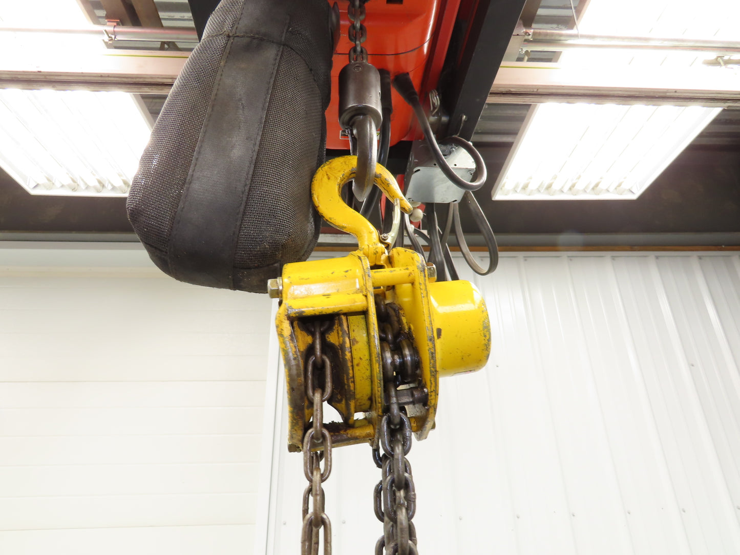 Yale BS 5 1 Ton 2000Lb Manual Chain Fall Hand Hoist 10' Lift