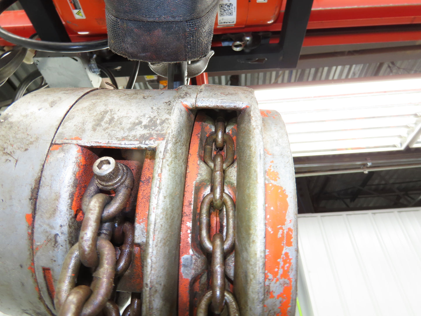 CM Cyclone Series 646 1 Ton 2000Lb Manual Chain Fall Hand Hoist 9' Lift