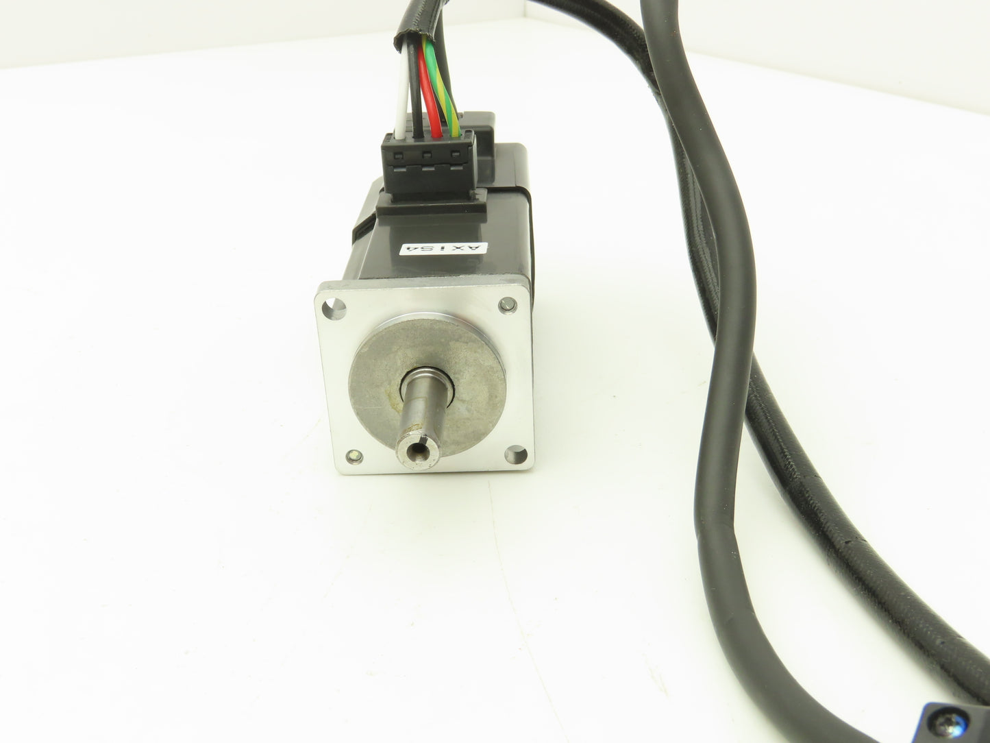 Mitsubishi AC Servo Motor 100W 3000 RPM 105V 0.7A Encoder OBA17-052