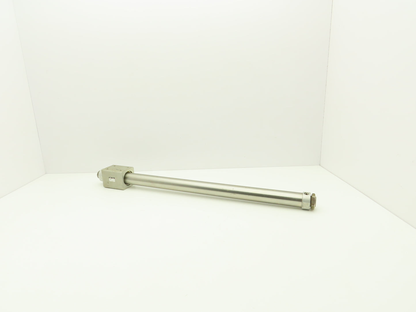 SMC CY2B40H-600 Pneumatic Air Magnetically Coupled Rodless Cylinder 40mm X 600mm