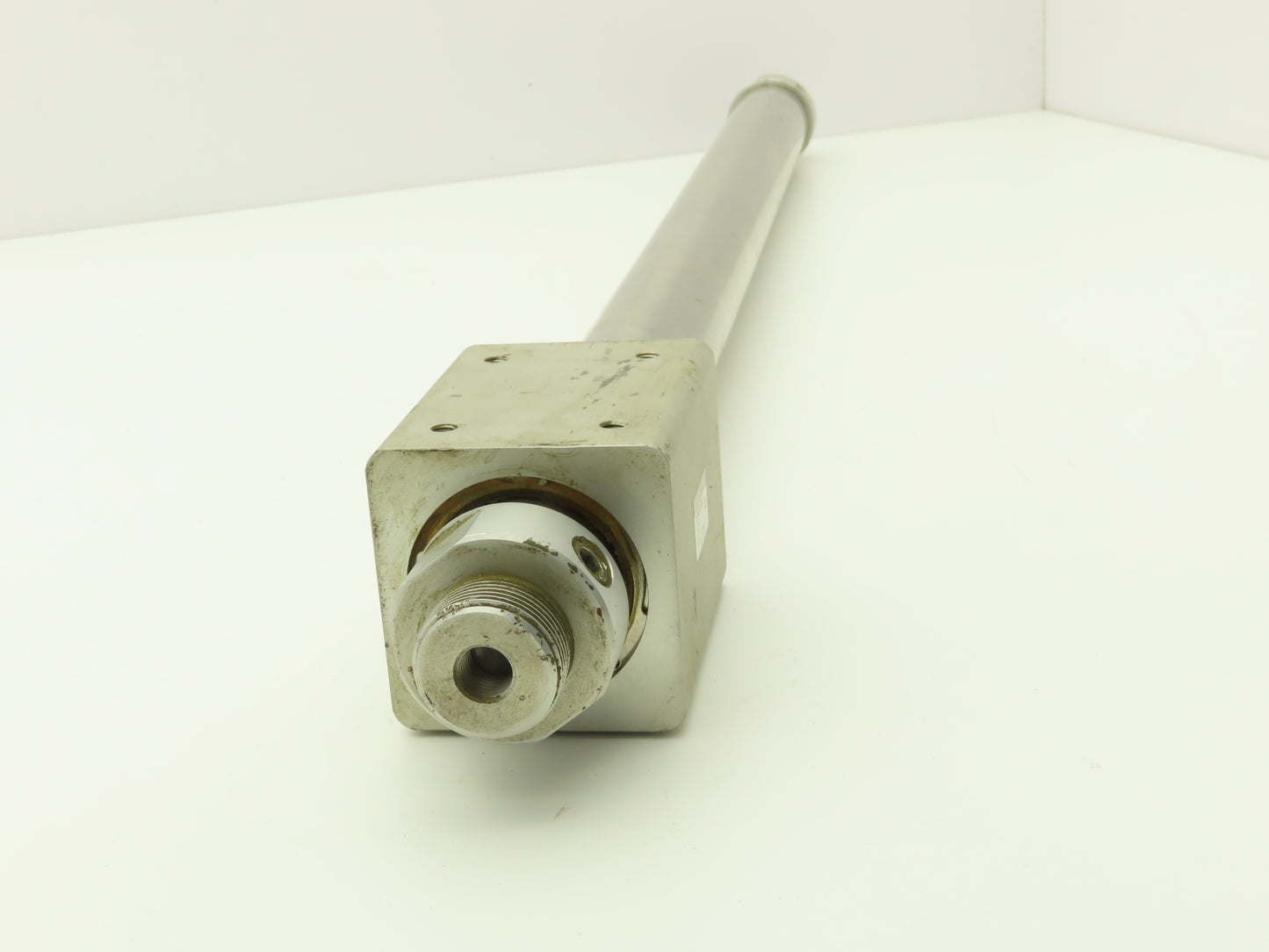 SMC CY2B40H-600 Pneumatic Air Magnetically Coupled Rodless Cylinder 40mm X 600mm