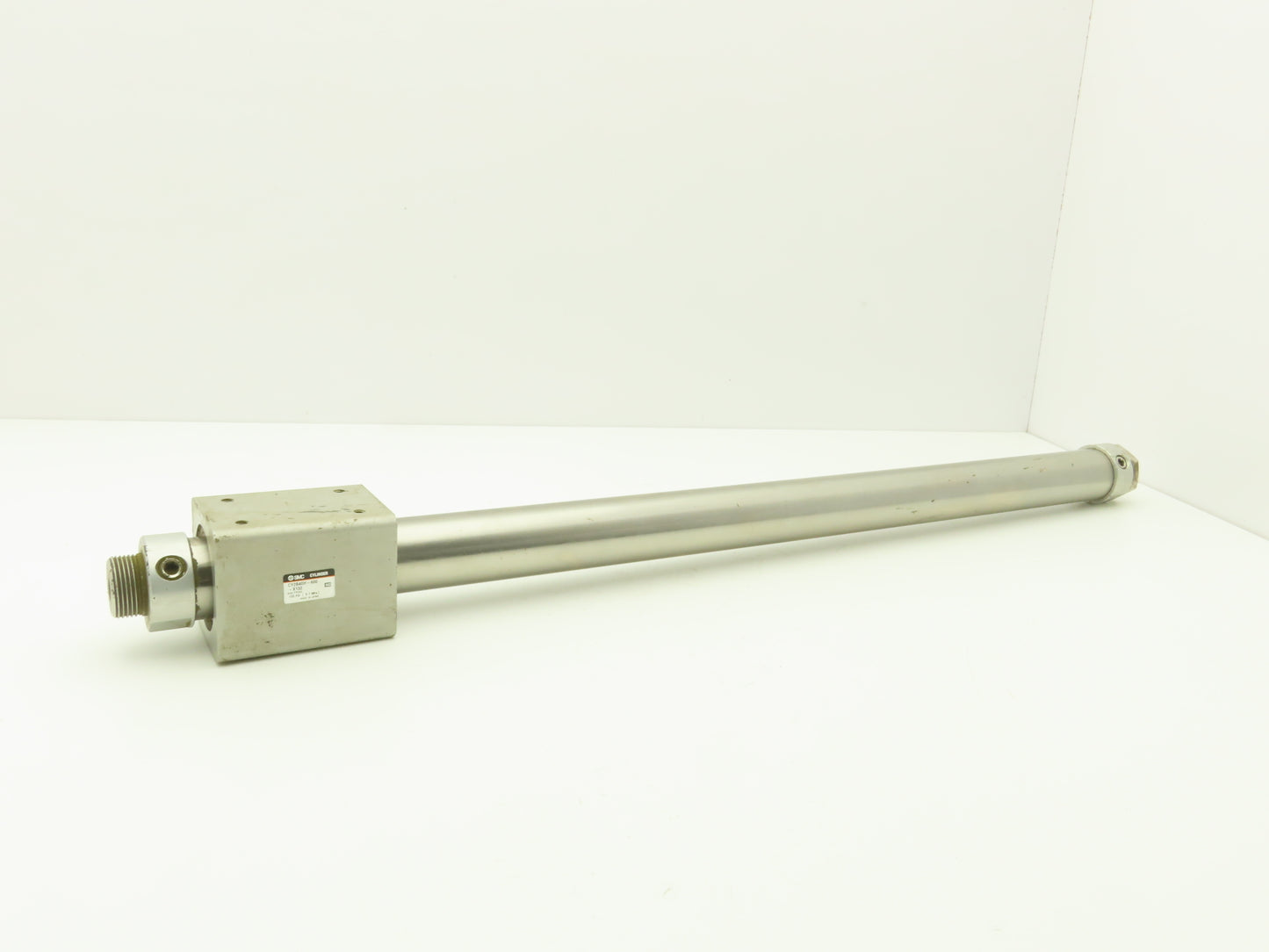 SMC CY2B40H-600 Pneumatic Air Magnetically Coupled Rodless Cylinder 40mm X 600mm