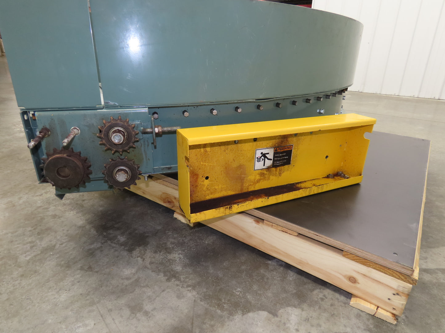 Hytrol 18"x 90° LH Curve Accumulation Roller Conveyor 15"BF V-Belt Slave Drive