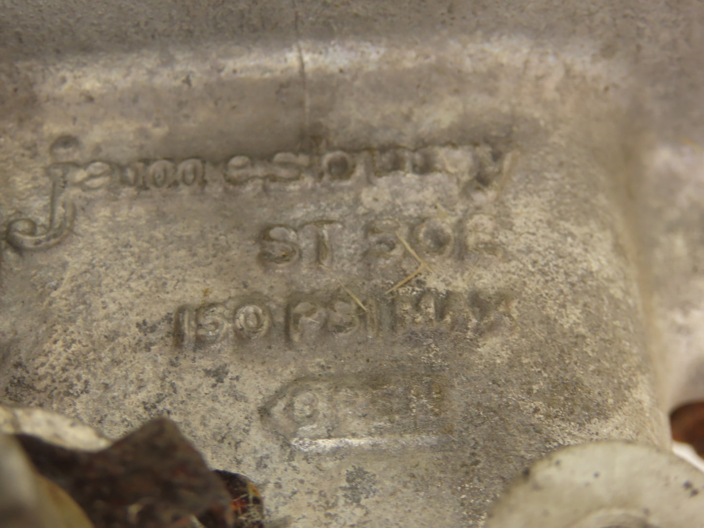 Jamesbury 1-1/2" 530S 31 3600TT 316SS Ball Valve & Pneumatic Actuator ST50E