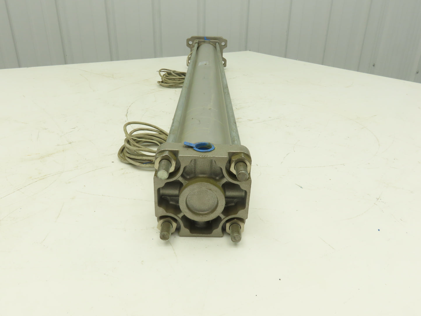 SMC CDA2F63TN-750-J59WL Pneumatic Air Cylinder 63mm Bore 750mm Bore 145 psi