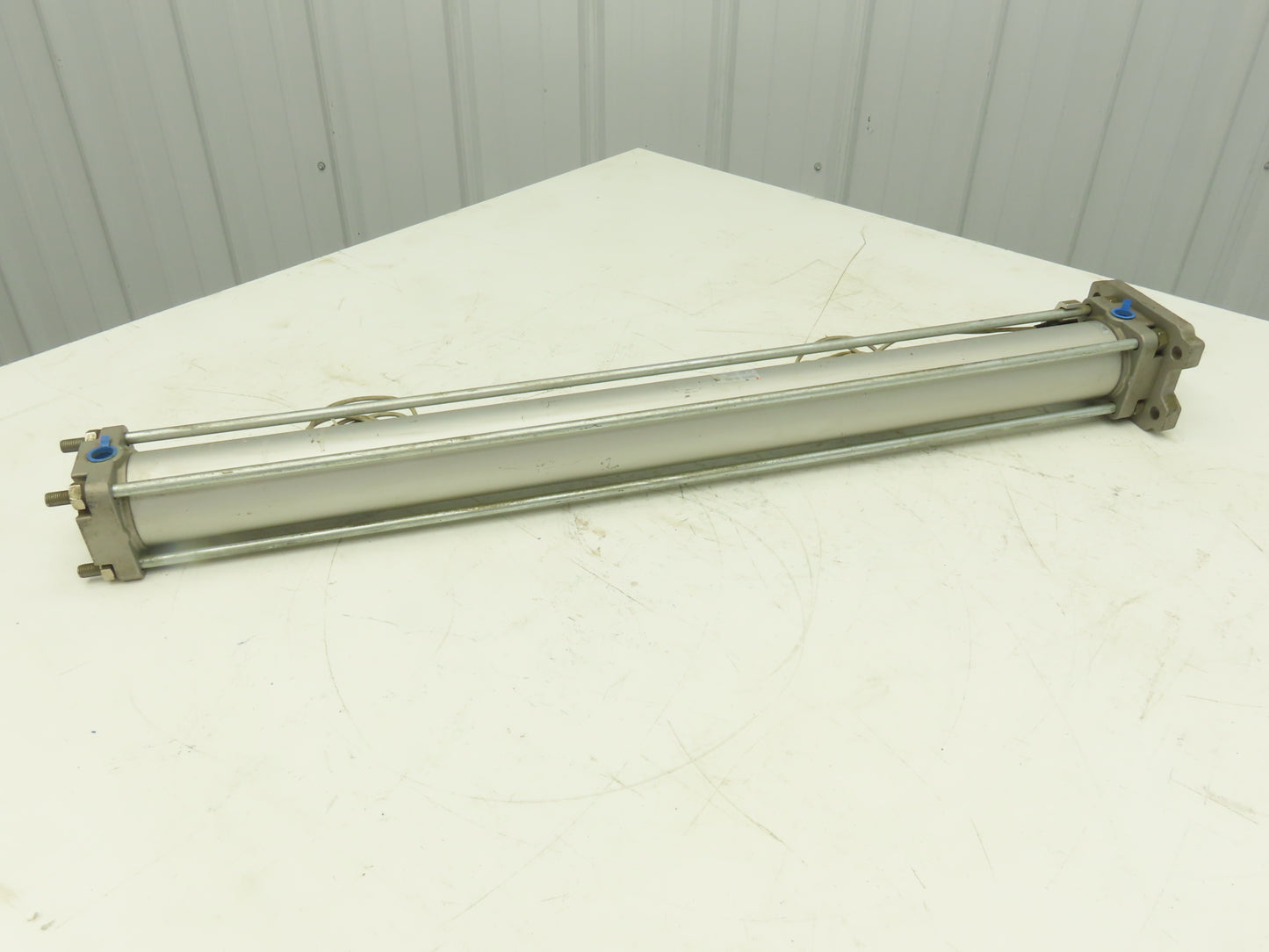 SMC CDA2F63TN-750-J59WL Pneumatic Air Cylinder 63mm Bore 750mm Bore 145 psi