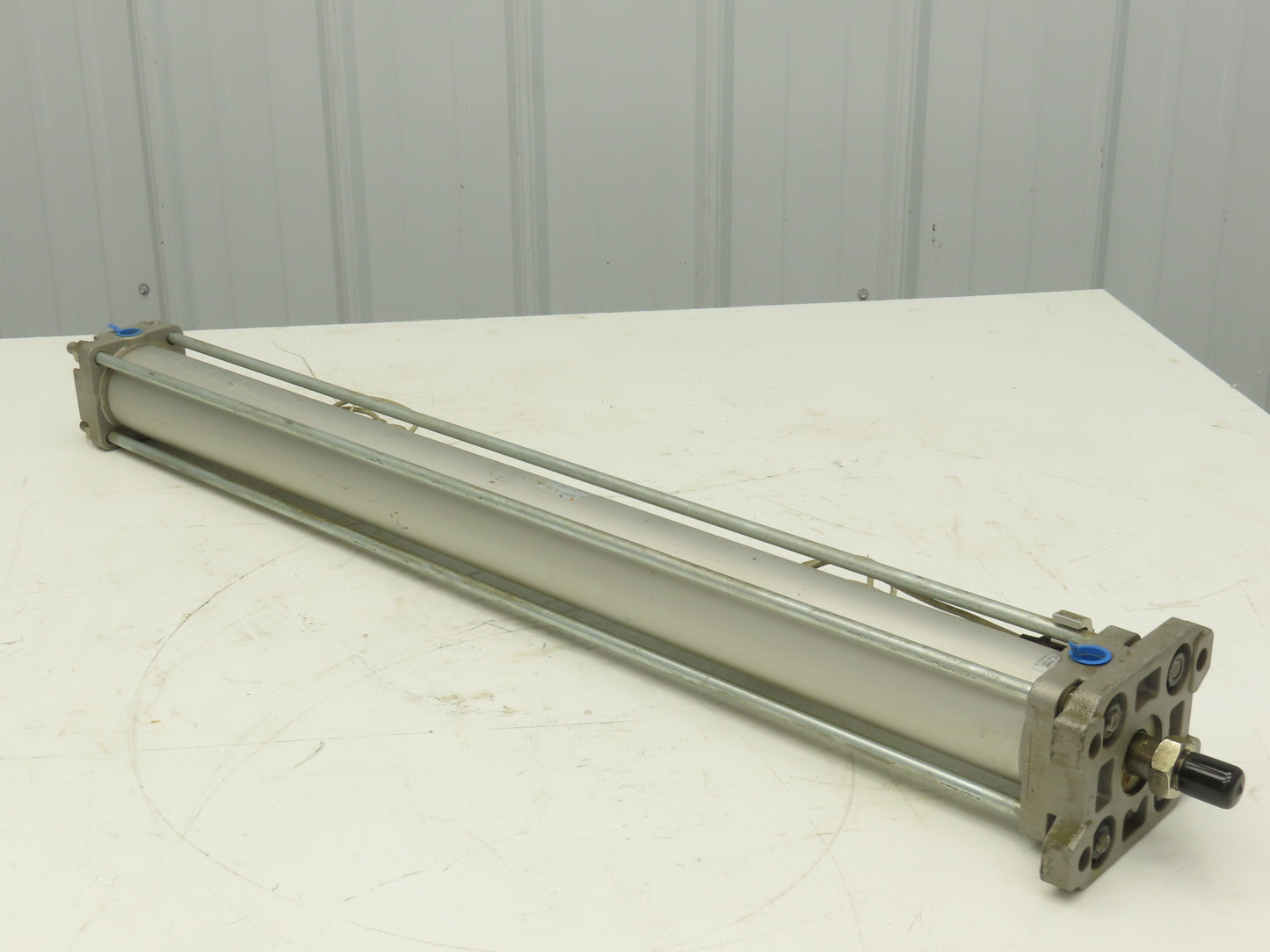 SMC CDA2F63TN-750-J59WL Pneumatic Air Cylinder 63mm Bore 750mm Bore 145 psi