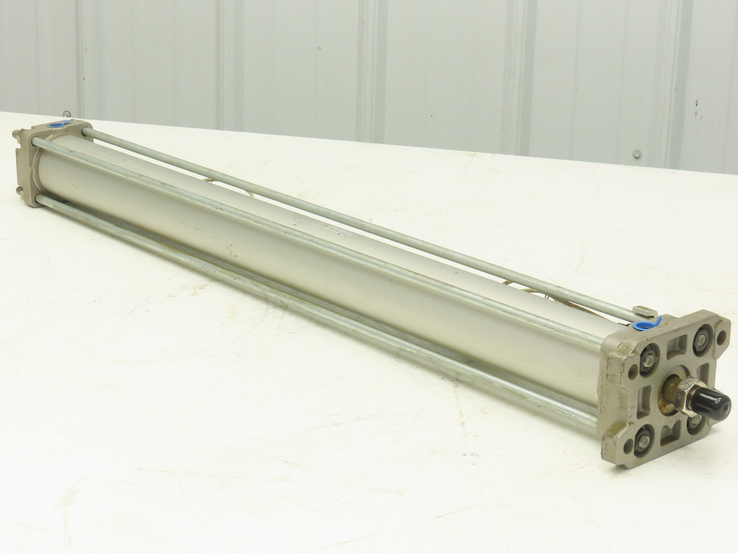 SMC CDA2F63TN-750-J59WL Pneumatic Air Cylinder 63mm Bore 750mm Bore 145 psi