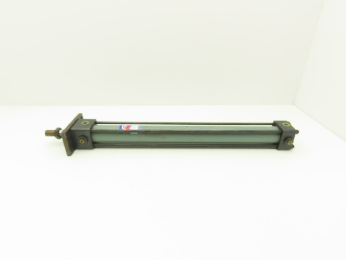 Yuken CJT70FA40B450BABDEK Hydraulic Cylinder 40mm Bore 450mm Stroke 1020psi