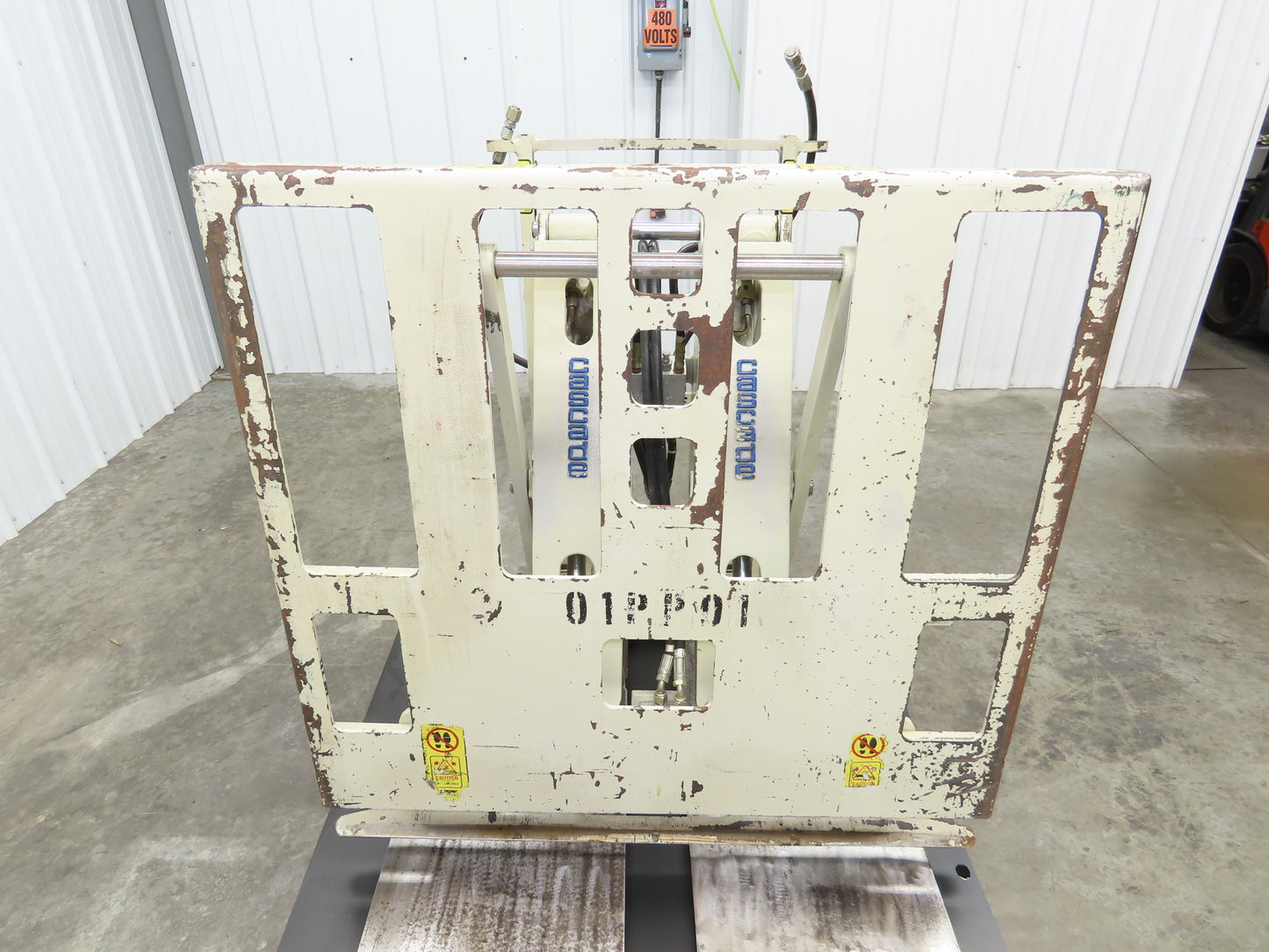 Cascade 35E-QPB-Q002 Forklift Push Pull Attachment 3500 LB Cap 48" Slip Sheet