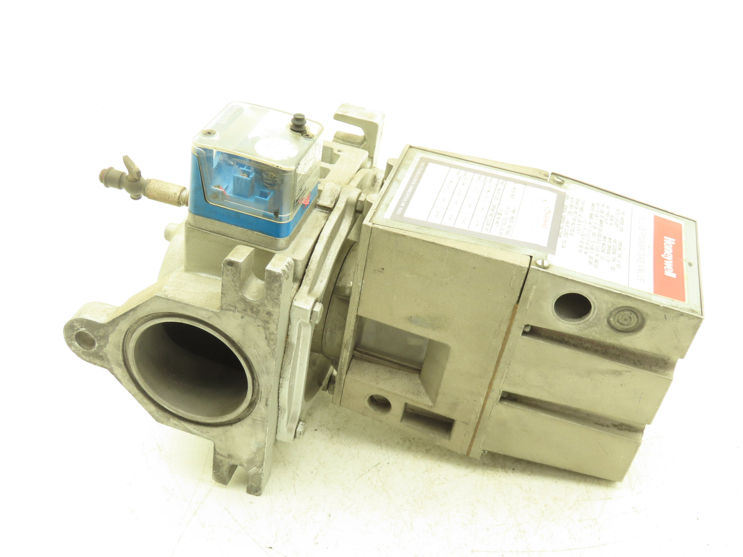 Honeywell V4055D 1035 Fluid Power Actuator 3" Flanged Gas Valve 120V