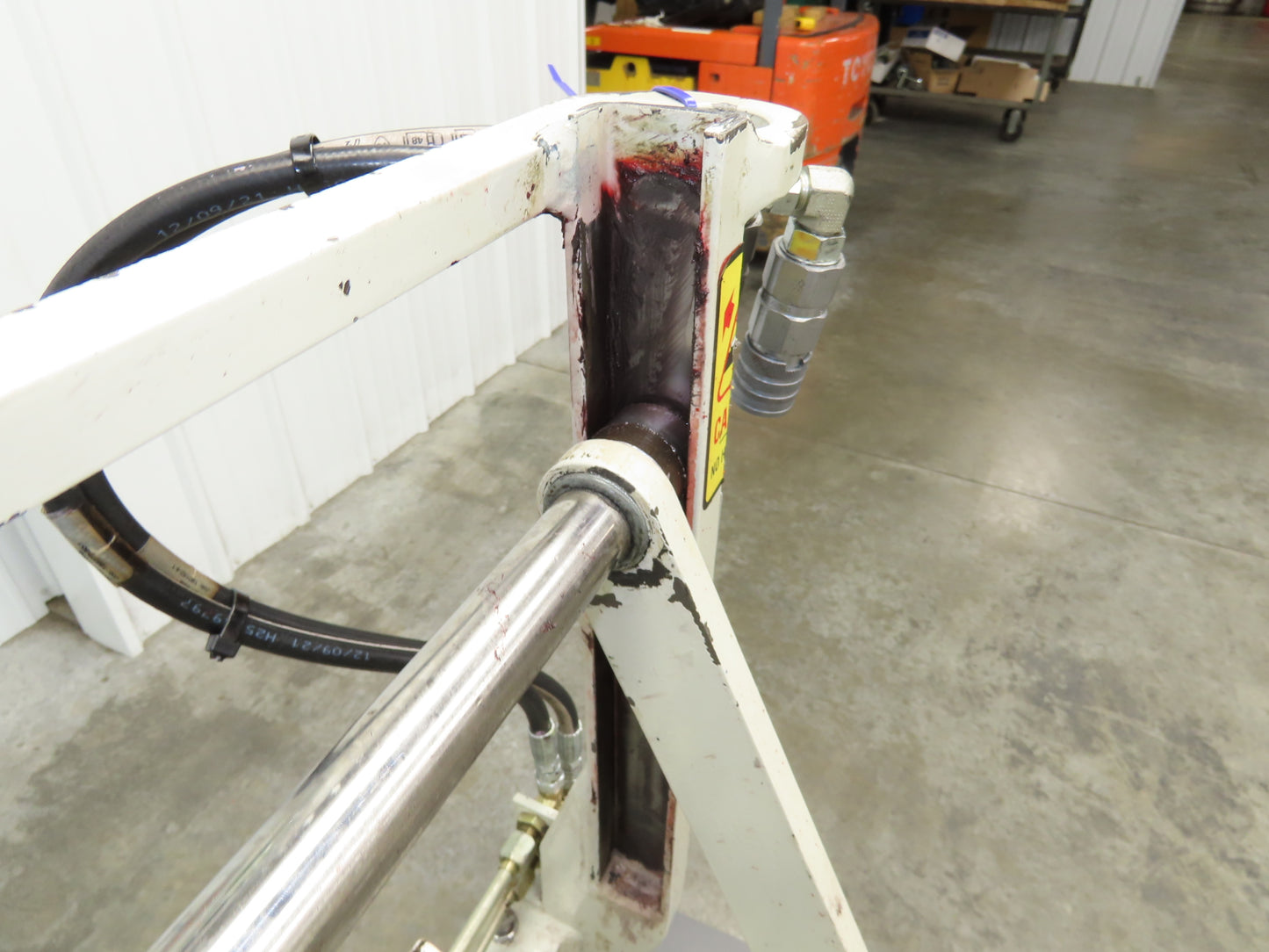 Cascade 35E-QPB-Q002 Forklift Push Pull Attachment 3500 LB Cap 48" Slip Sheet