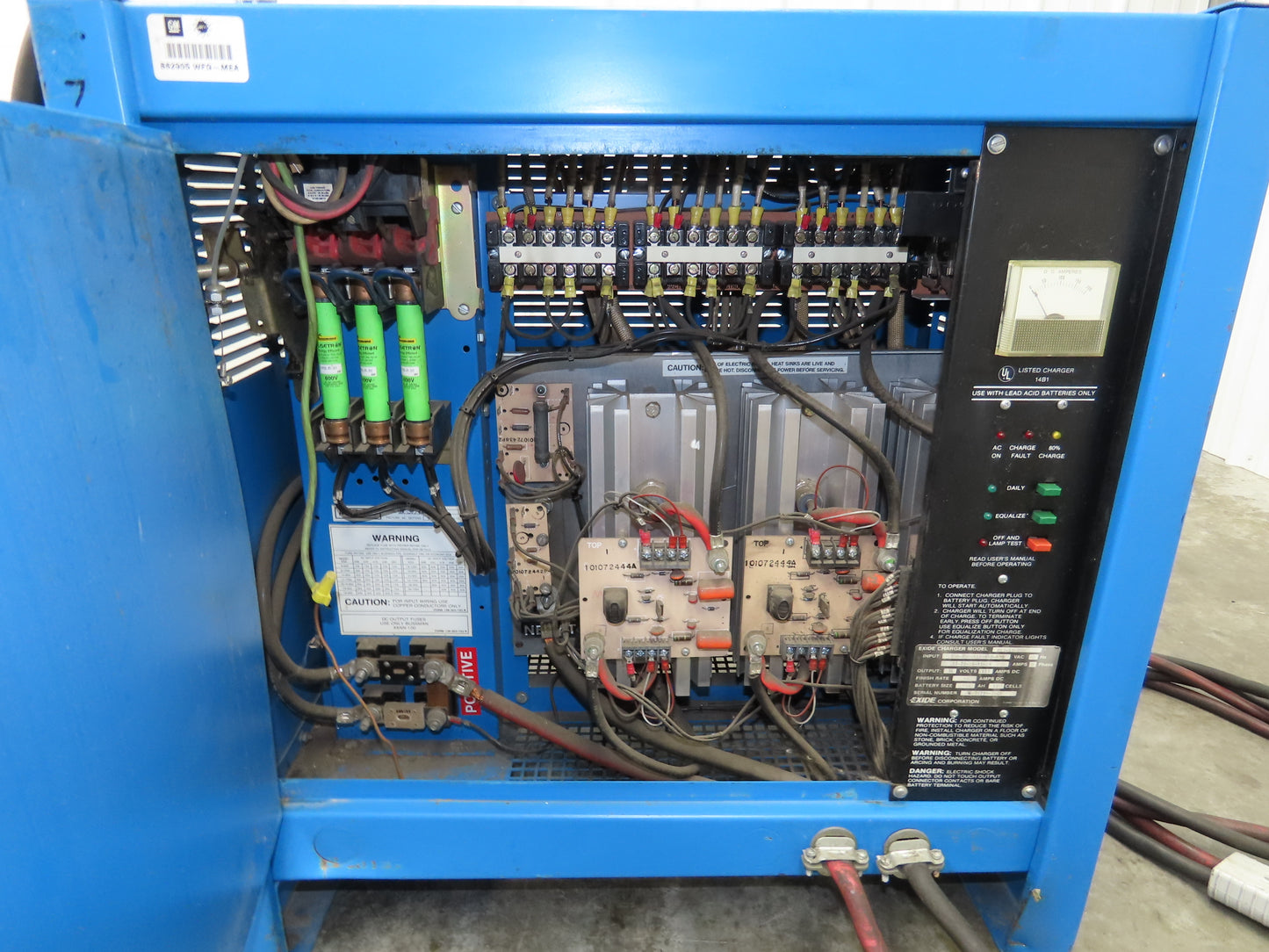 Exide System 3000 ES3-18-950 Forklift Battery Charger 36 VDC 18 Cell 950 Ah