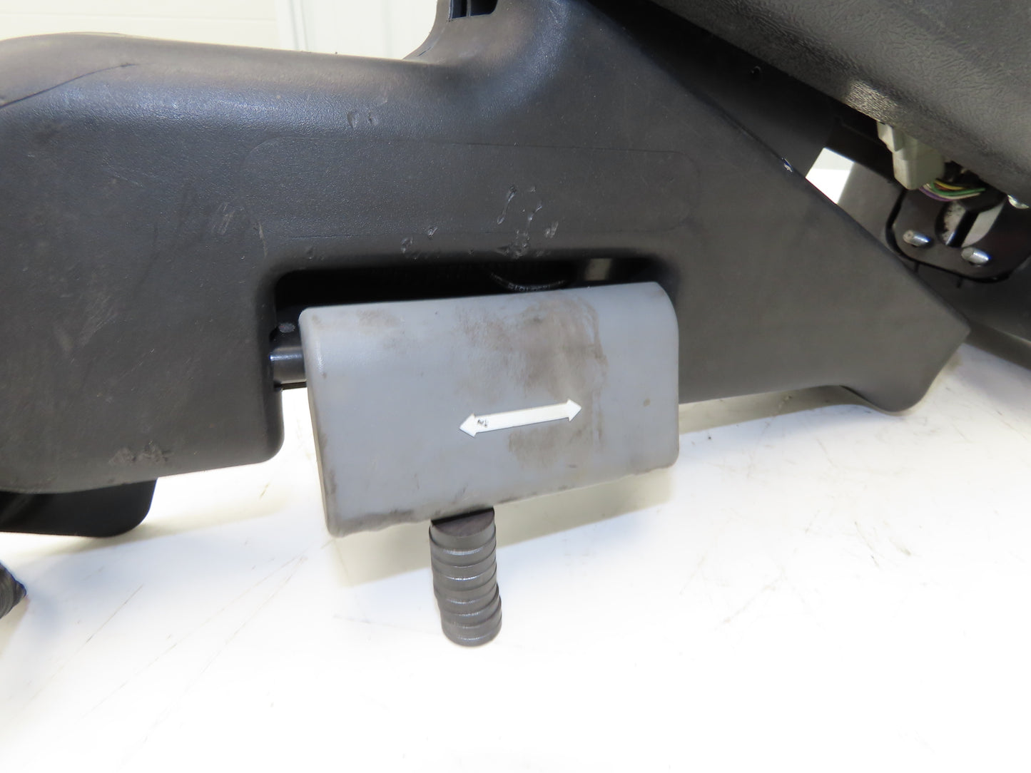 Hyster 8544612 Electric Forklift Arm Rest Four Lever Control Lift Tilt Shift