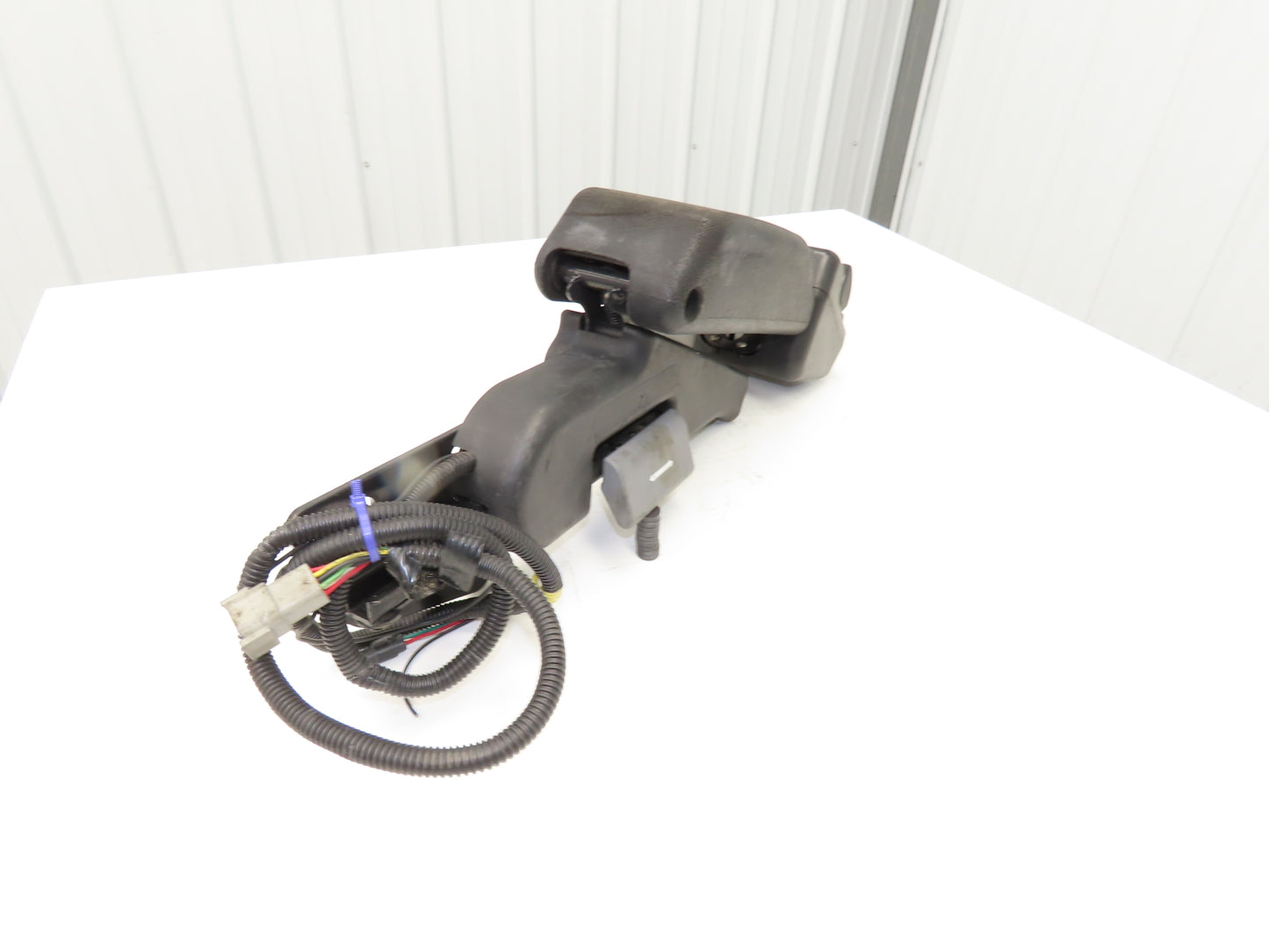 Hyster 8544612 Electric Forklift Arm Rest Four Lever Control Lift Tilt Shift