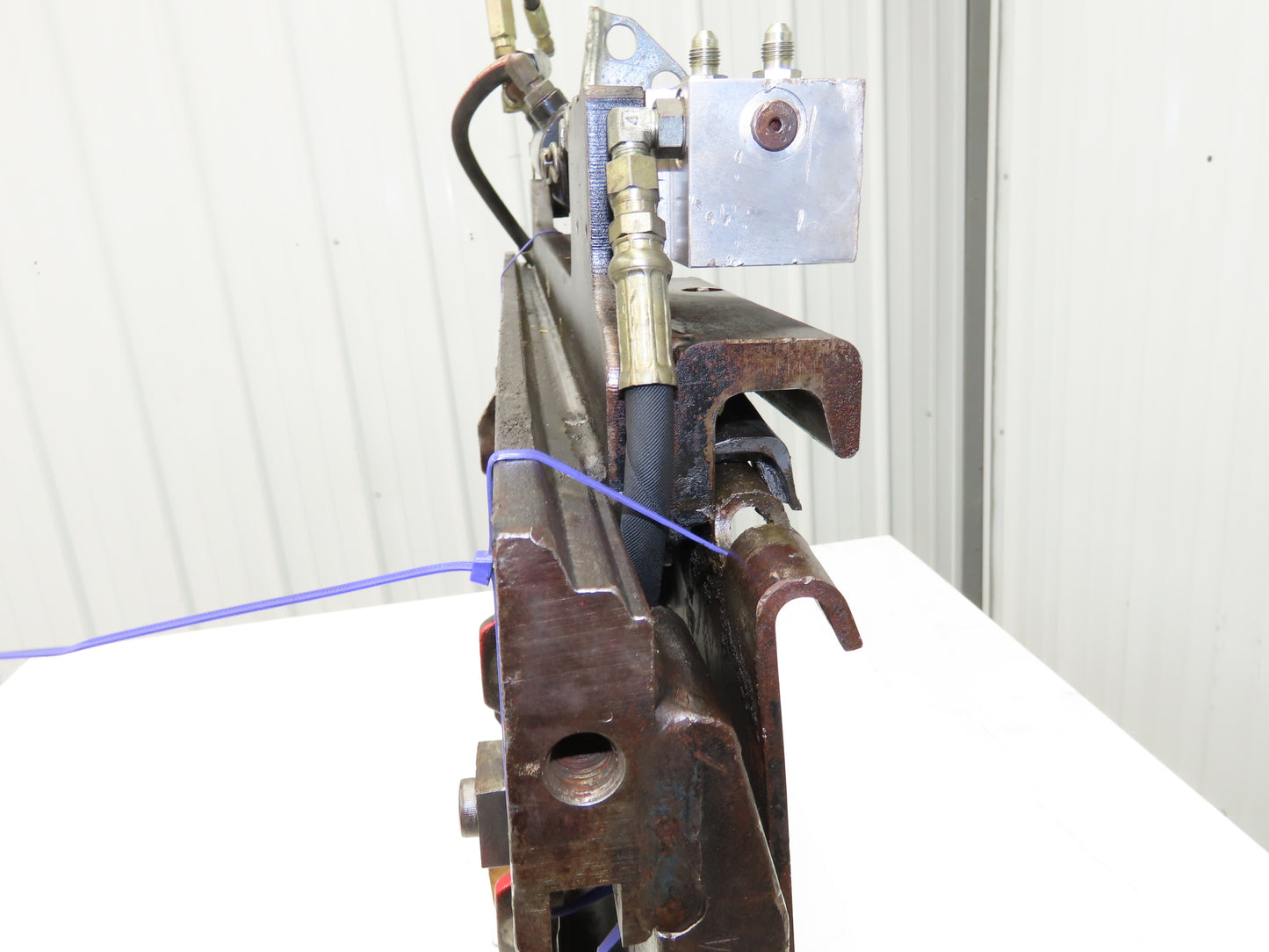 Cascade 55F-FPS-A037R1 Forklift Sideshifting Fork Positioner Assembly 5500 lbs