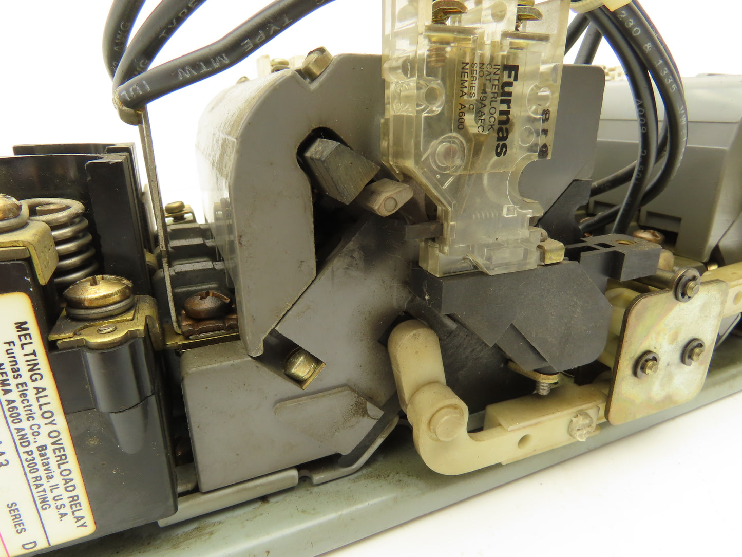 Furnas 22DP32A*E6 Reversing Motor Starter 10Hp Size 1 Max 27A 600 VAC Overload