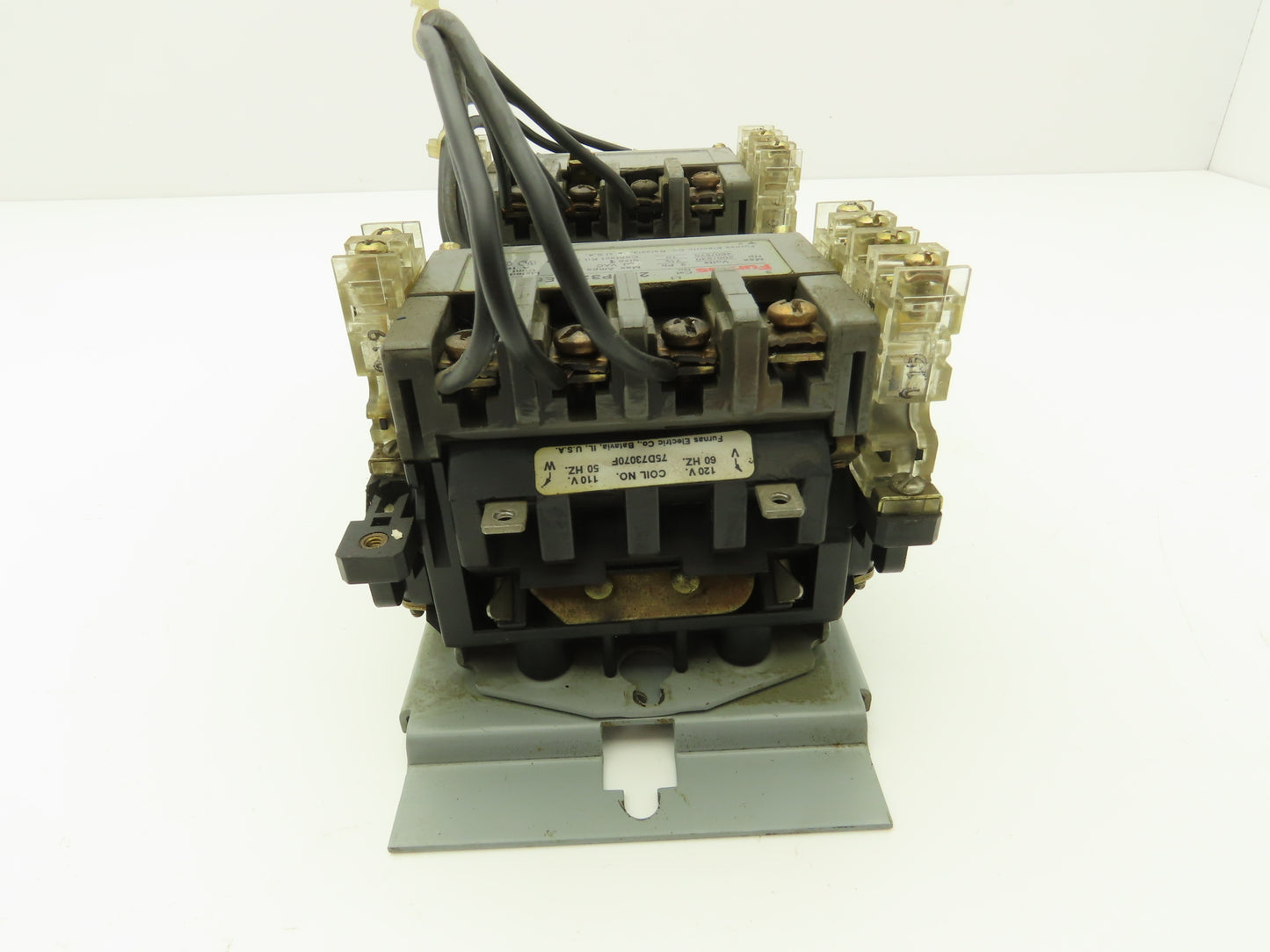 Furnas 22DP32A*E6 Reversing Motor Starter 10Hp Size 1 Max 27A 600 VAC Overload