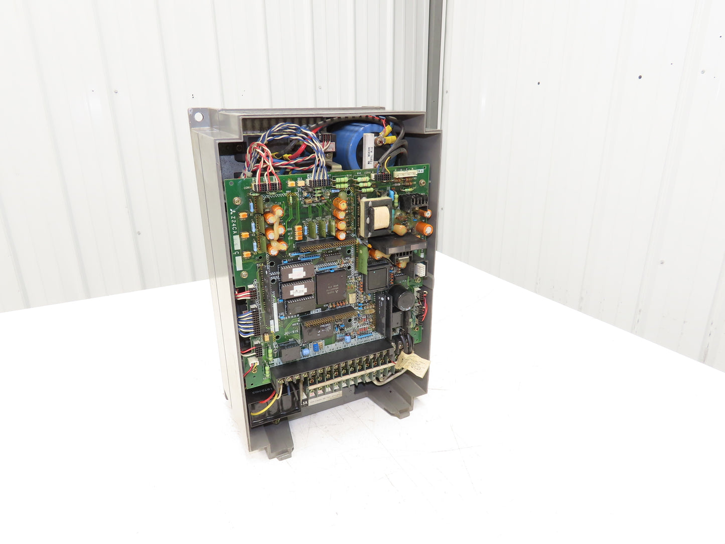 Mitsubishi FR-Z240-5.5K-UL AC Inverter Drive VFD 7.5Hp 400-460VAC 3PH 12A