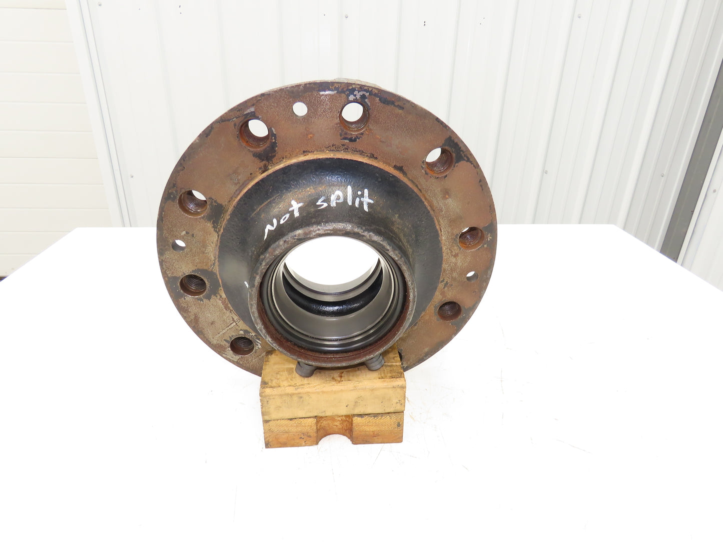 Case IH S87416606 Track Idler Hub Tractors, Quadtrac, Steiger, Combines