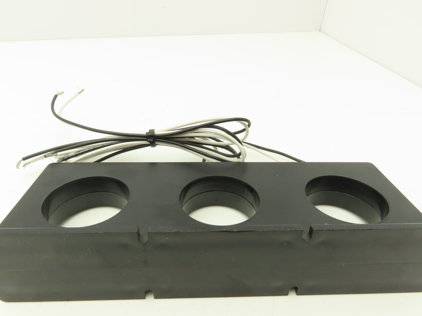 Instrument Transformers Current To Voltage Transformer 400A:0.333V 50-400Hz 600V