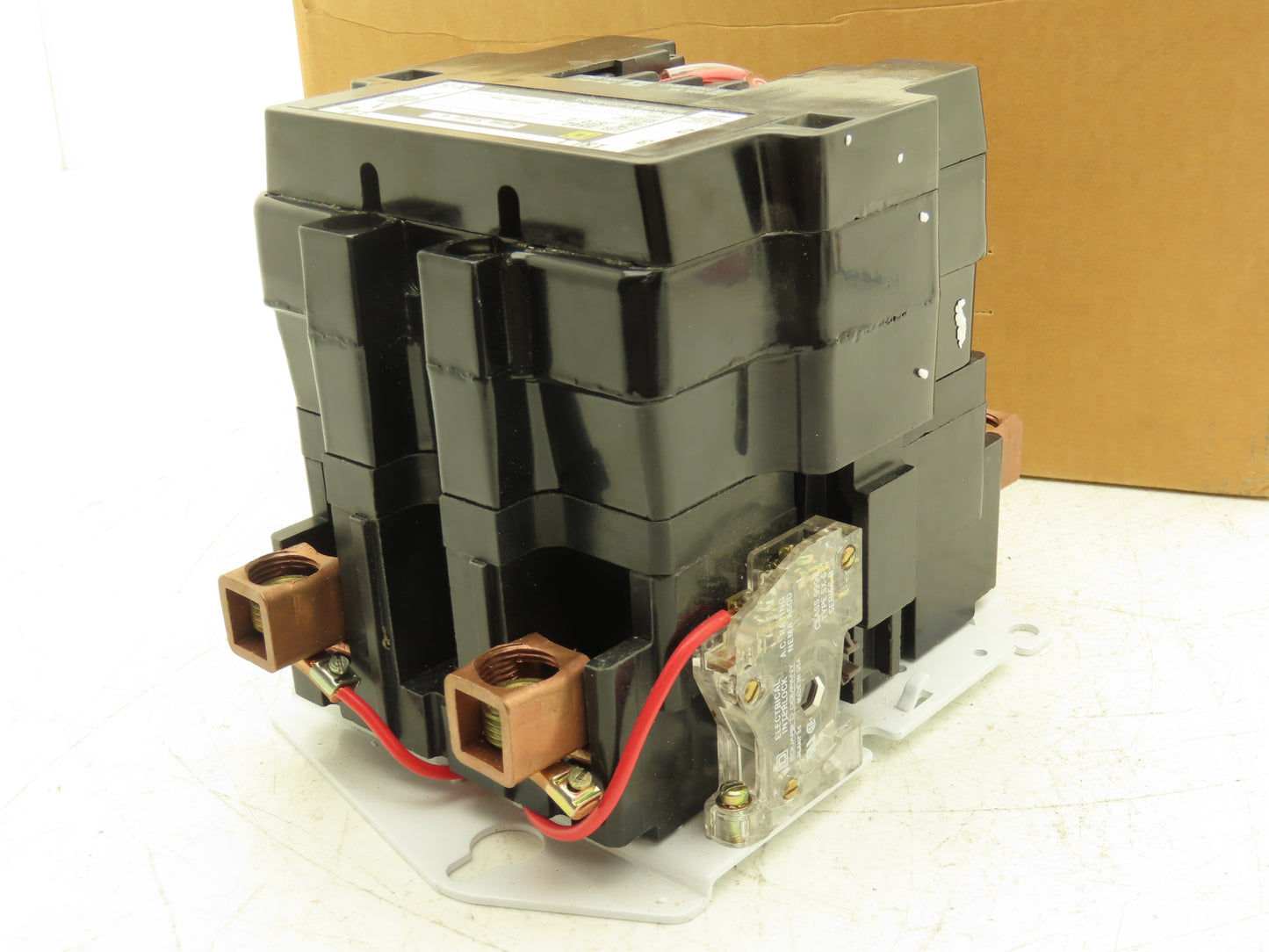 Square D 8502 SFO1 NEMA Size 4 Motor Starter 2-Pole Contactor DC 600V 240V Coil