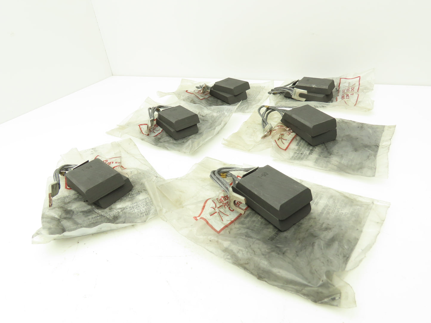 Carbon Products Operation 36A161403AAP02 Carbon Motor Brush Lot of 6