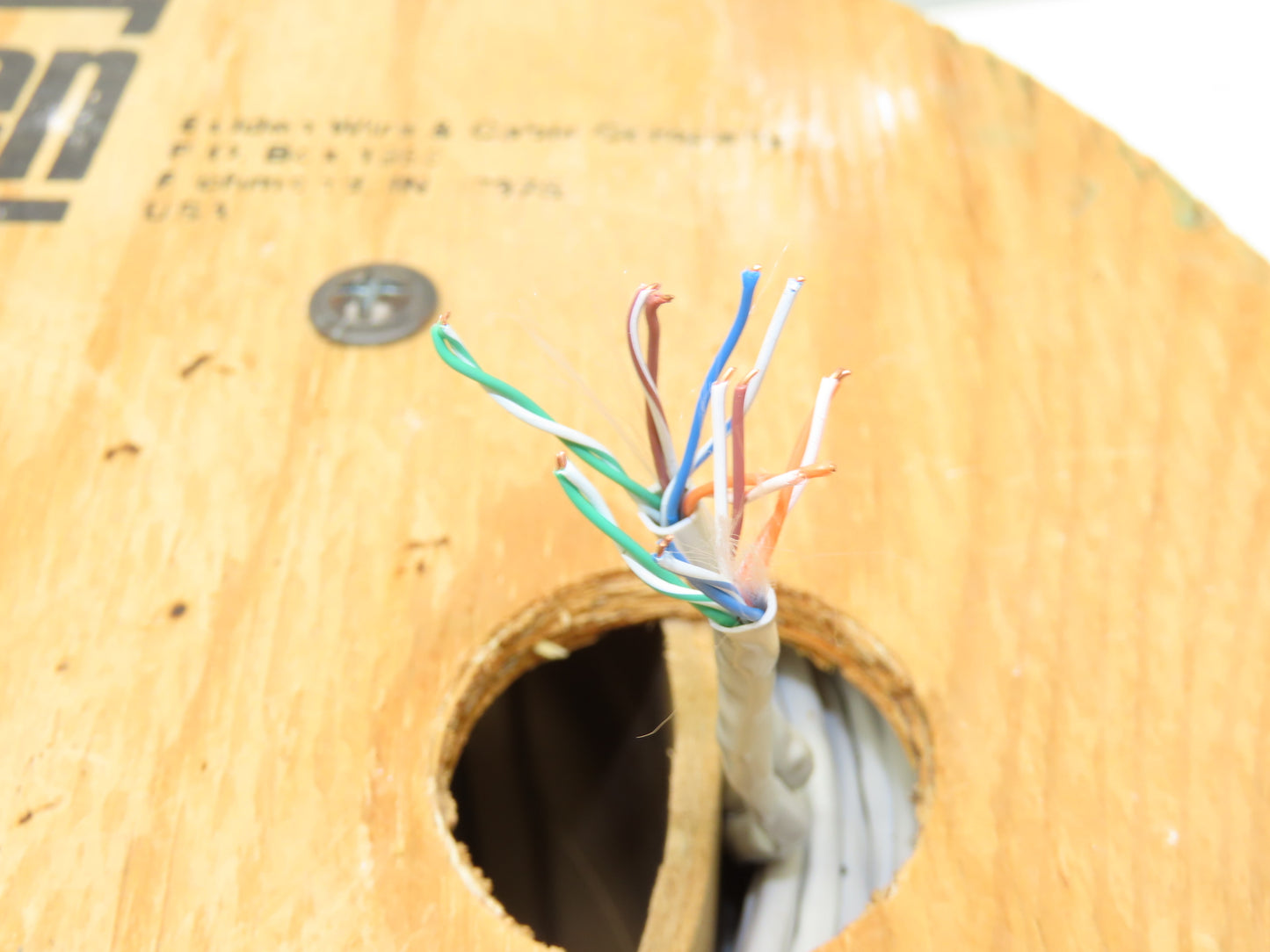 Belden 1667A F6H GRYDKPRL Cat 5 Unshielded Datatwist Cable 2x4 Pair 24awg 1000'