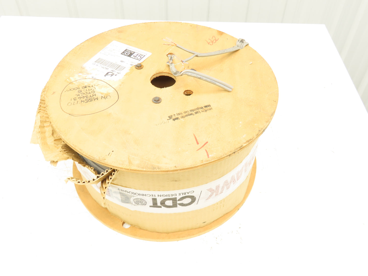 Mohawk TIA/EIA-568-A Cat 5 Unshielded Datatwist Cable 2x4 8-Pair 24awg 1000'