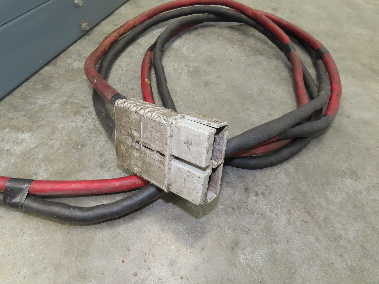 Hobart 880H3-18 Battery Mate Charger Forklift 36V 751-880Ah 150A 240/480V 3Ph