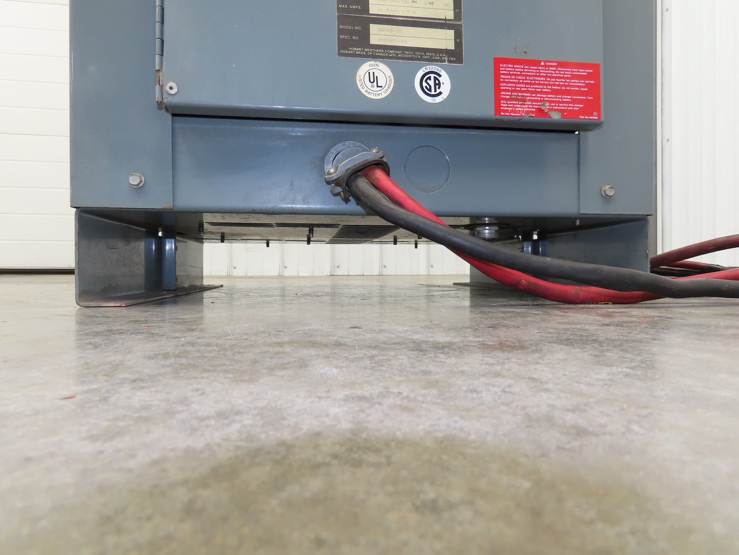 Hobart 880H3-18 Battery Mate Charger Forklift 36V 751-880Ah 150A 240/480V 3Ph