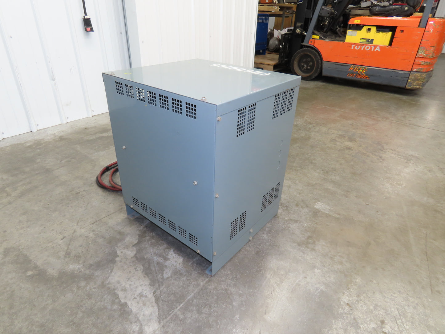 Hobart 880H3-18 Battery Mate Charger Forklift 36V 751-880Ah 150A 240/480V 3Ph