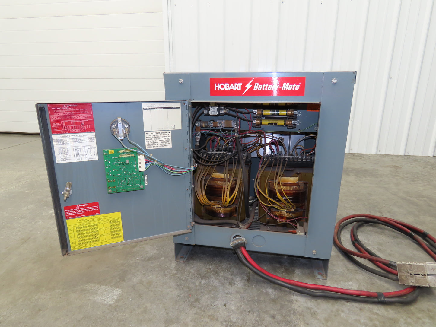 Hobart 880H3-18 Battery Mate Charger Forklift 36V 751-880Ah 150A 240/480V 3Ph