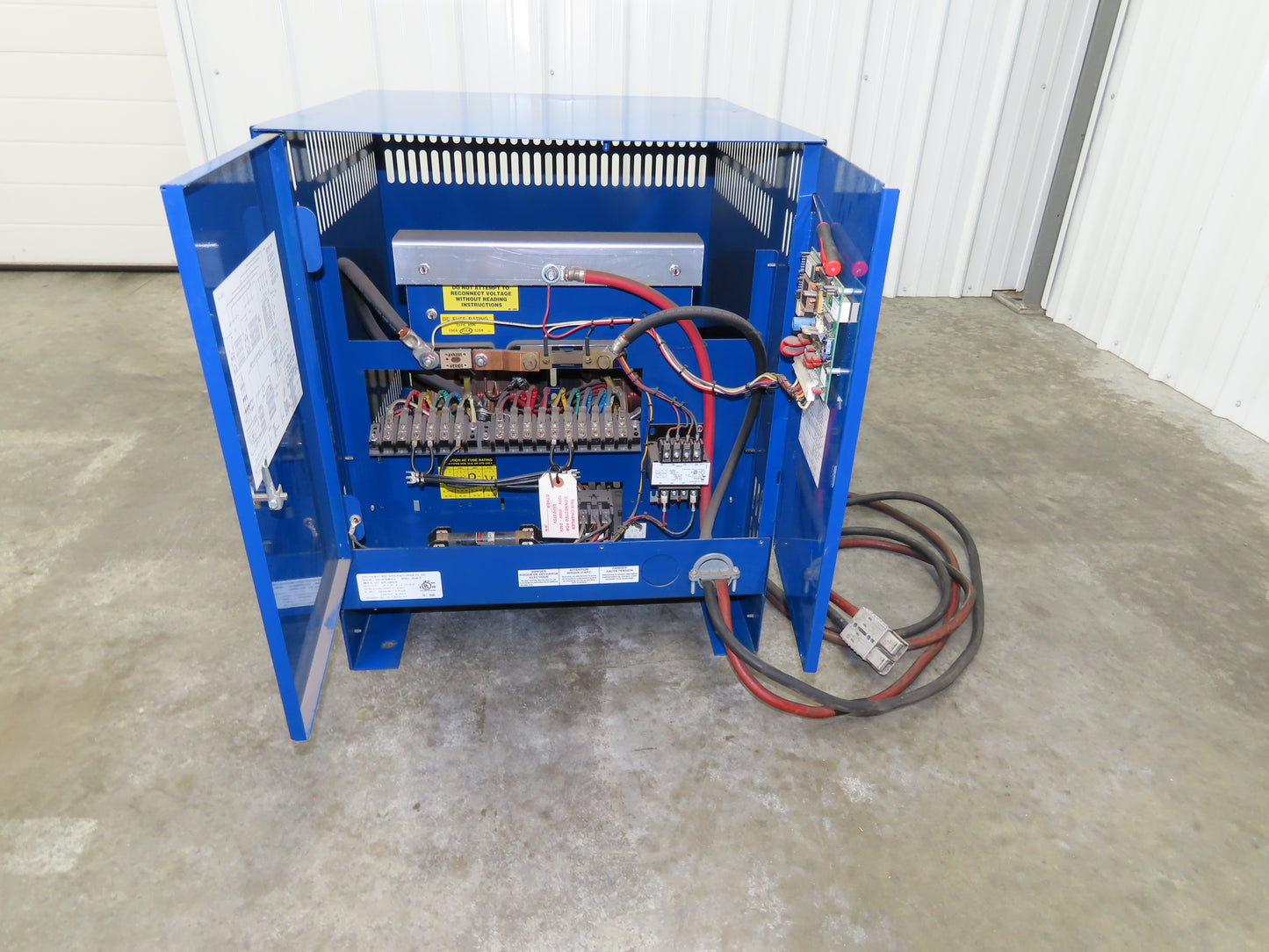 Crown Battery Powerhouse Forklift Charger 24V 510AH 97A 230/460v 3pH