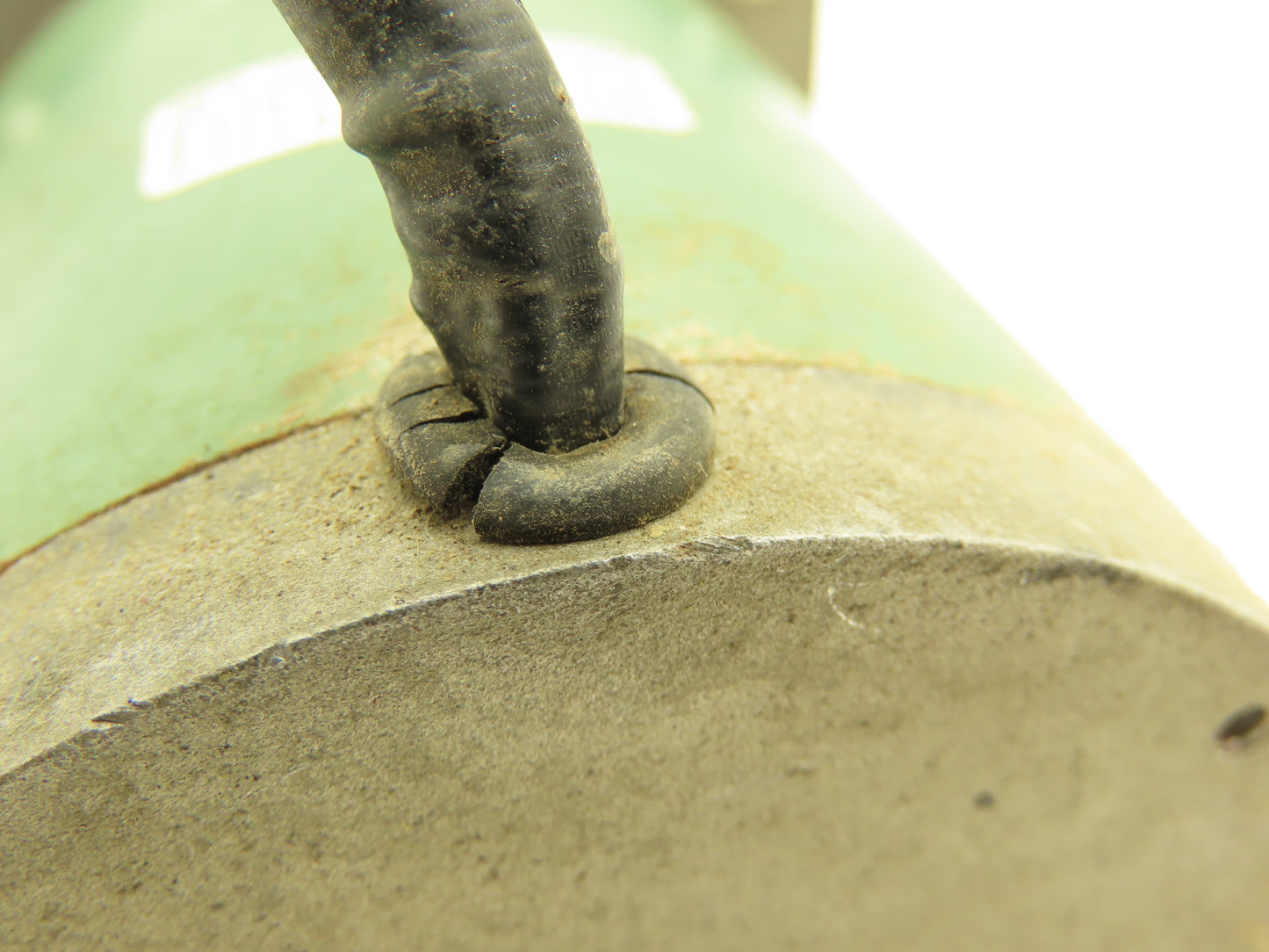 Sigma Instruments Inc 21-3437D-28818 AC Stepper Motor 1PH 3/8" Shaft 6 Wire