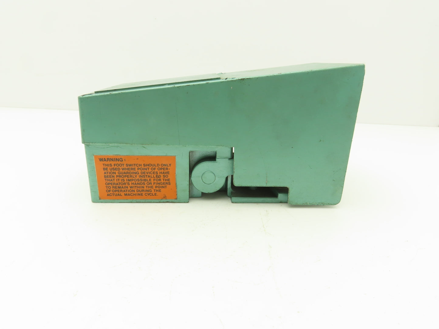 Numatics Numatrol NS666 Pneumatic Foot Pedal Floor Switch Spring Return LM5-0107