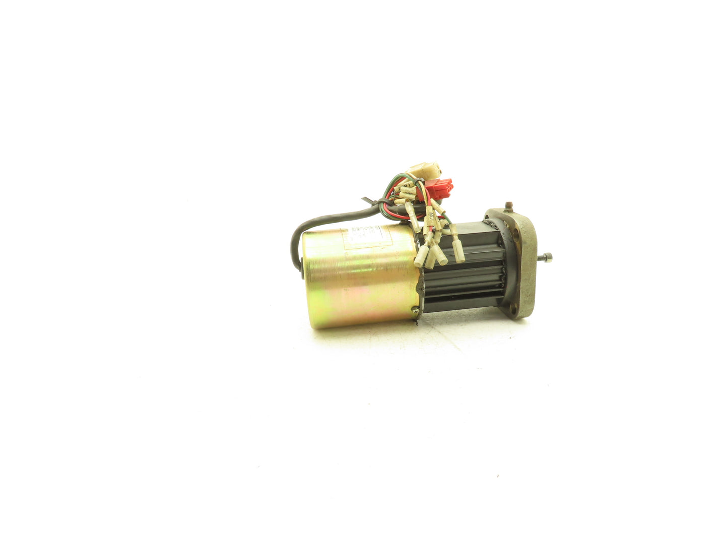 Yaskawa USAREM-01YRW11 AC Servo Motor 3000rpm 110W 1.1A 0.35Nm