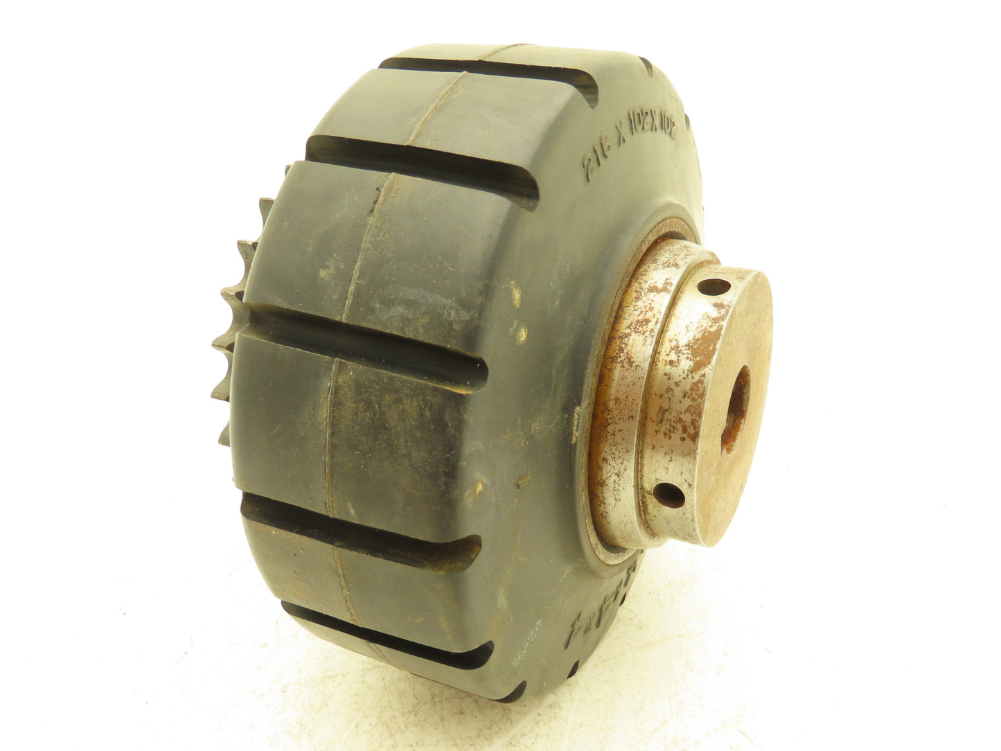 Solid Rubber Tire Lift 8-1/2"x 4" x 4" Chain Drive #50-28T Sprocket 1-1/8" Bore