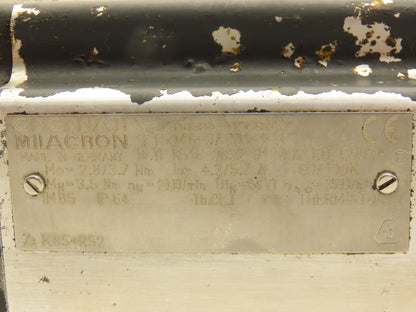 Siemens 1FT5046-0AC01-1-Z AC Servo Motor 3500rpm 60/100VDC 3.7Nm