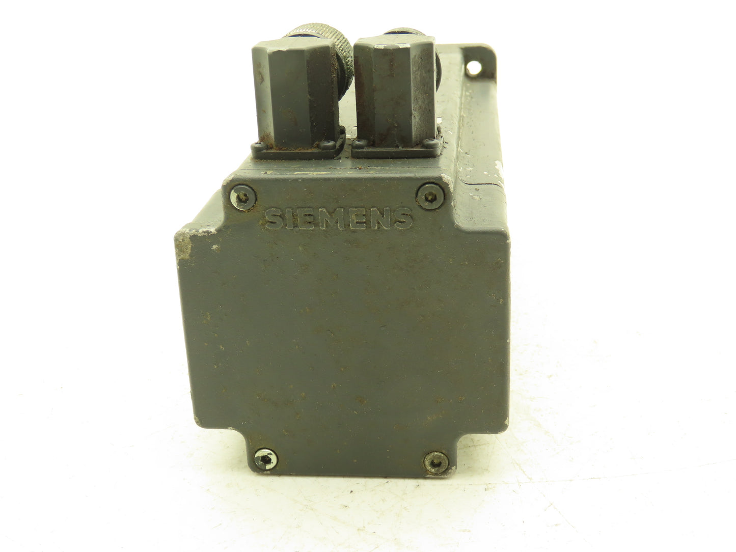 Siemens 1FT5046-0AC01-1-Z AC Servo Motor 3500rpm 60/100VDC 3.7Nm